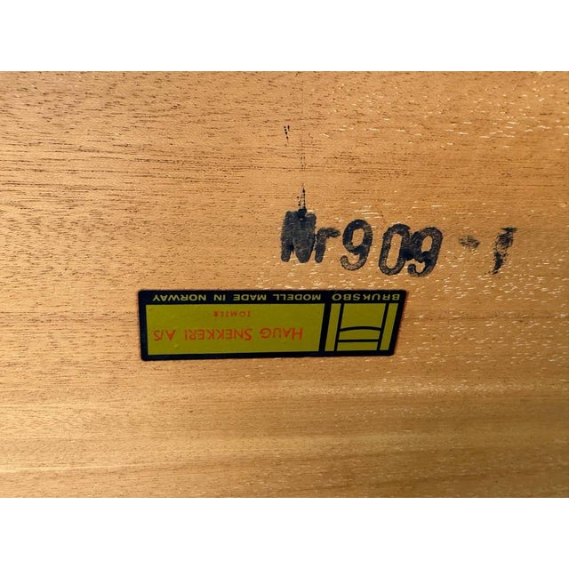 Mid-Century Modern Rosewood Side Table - Haug Snekkeri For Sale - Image 13 of 16
