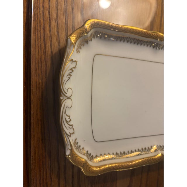 19th Century Louis XVI Style Tart and Cake Platter in Porcelain with Gilt Rim from Limoges, 1890s, Set of 2 For Sale - Image 5 of 8
