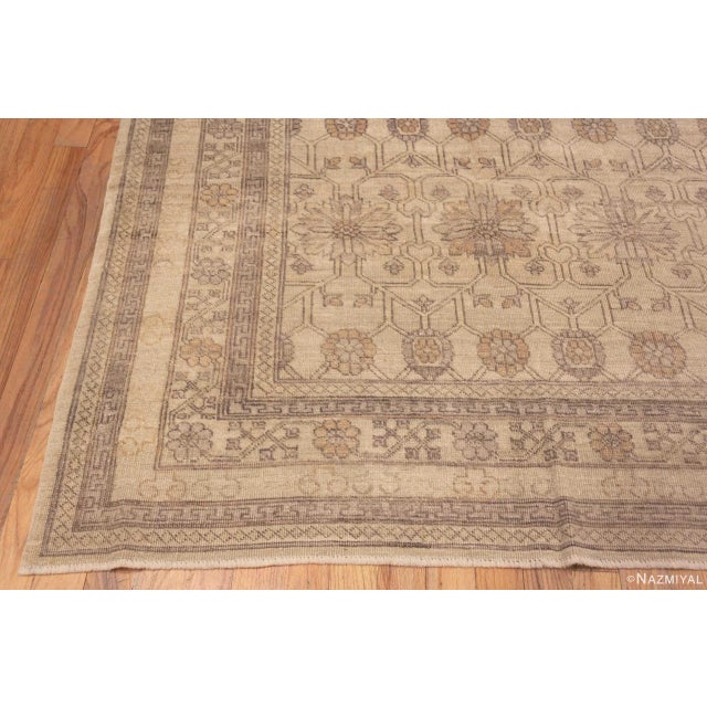 Neutral Cream Color Tribal Geometric Modern Turkish Oushak Design Rug For Sale In New York - Image 6 of 8