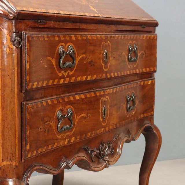 Baroque Walnut Bureau with Maple Inlays For Sale - Image 4 of 16