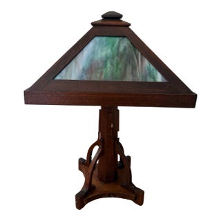 Vintage Mission Arts & Crafts Wood and Slag Glass Table Lamp For Sale