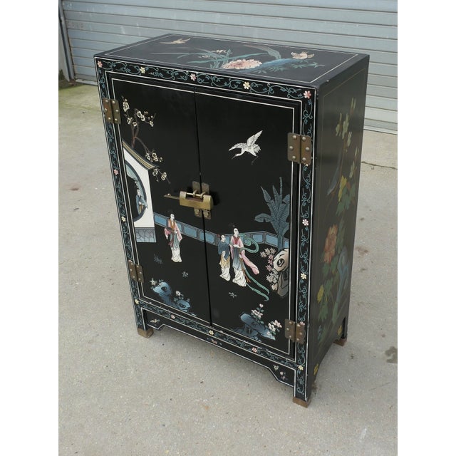 Chinoiserie Cupboard with Birds and Flowers Decor, 1960s For Sale - Image 6 of 7