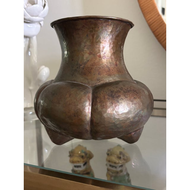 Mid-20th Century Mexican Hammered Copper Gourd Vessel / Vase For Sale - Image 9 of 18