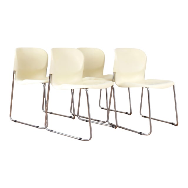 White SM400k Swing Chairs by Gerd Lange for Drabert, 1980s, Set of 4 For Sale