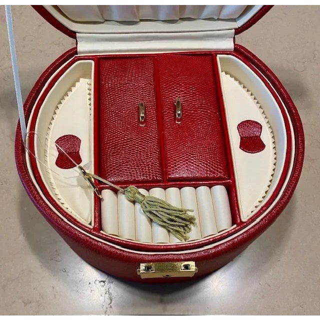 Vintage Wolf Leather Jewelry Box, Pebbled Red, Brand New - Never Used, Lock & Key, Mirror For Sale - Image 12 of 13