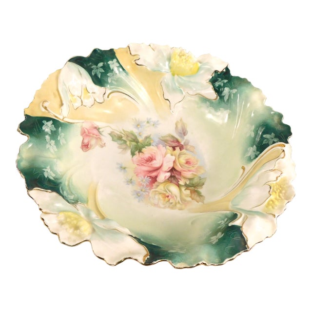 1940s Unmarked Shaped Porcelain Large Bowl With Flower Details For Sale