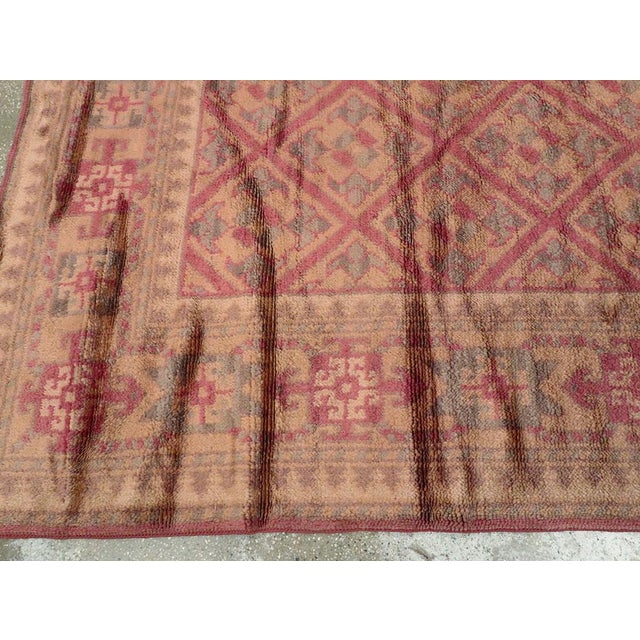 Salmon Galerie Shabab Collection Mid-20th Century Viennese Savonnerie Style Rug For Sale - Image 8 of 10