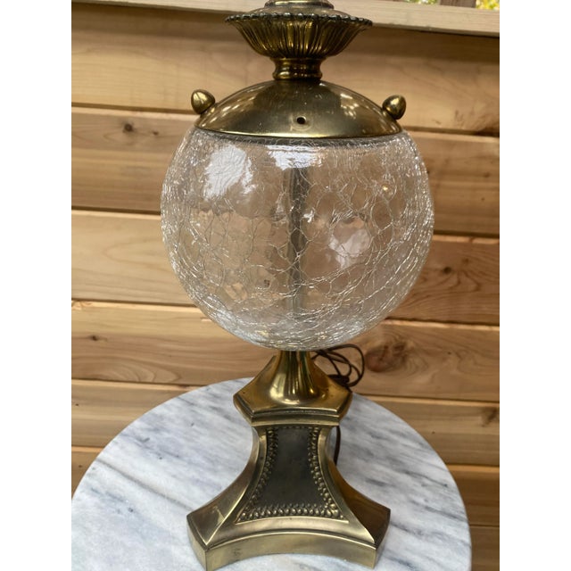 1950s 1950s Hollywood Regency Crackle Glass Globe Brass Table Lamp For Sale - Image 5 of 9