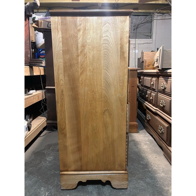 Farmhouse 1990s Ethan Allen Solid Maple 5-Drawer Chest – Refinished For Sale - Image 3 of 6