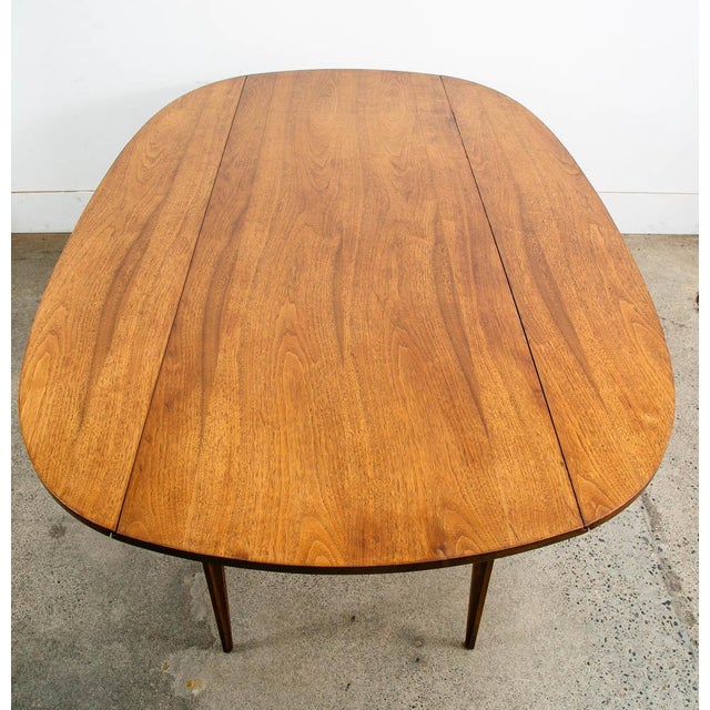 Mid-Century Modern Mid Century Modern Dining Table Attributed to Broyhill Brasilia Walnut Drop Leaf X2 Oval MCM For Sale - Image 3 of 12