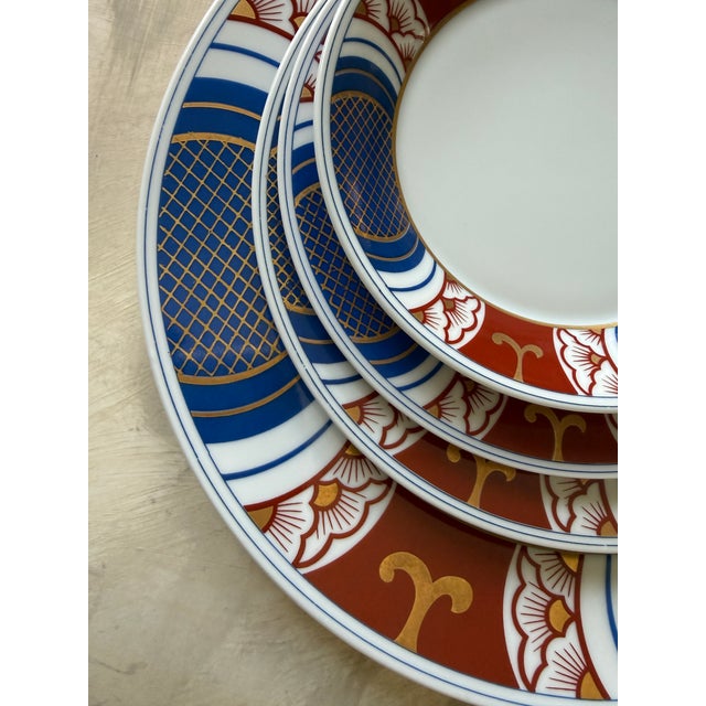 Vintage Fitz and Floyd 1975 Mishiki Plates 7.5 Inch Blue Oxblood Red Gold Vintage Japan - Set 4 Plates For Sale - Image 9 of 10
