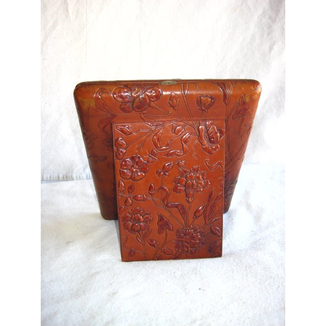 Art Nouveau Late 19th Century French Art Nouveau Leather Picture and Frame Album For Sale - Image 3 of 17
