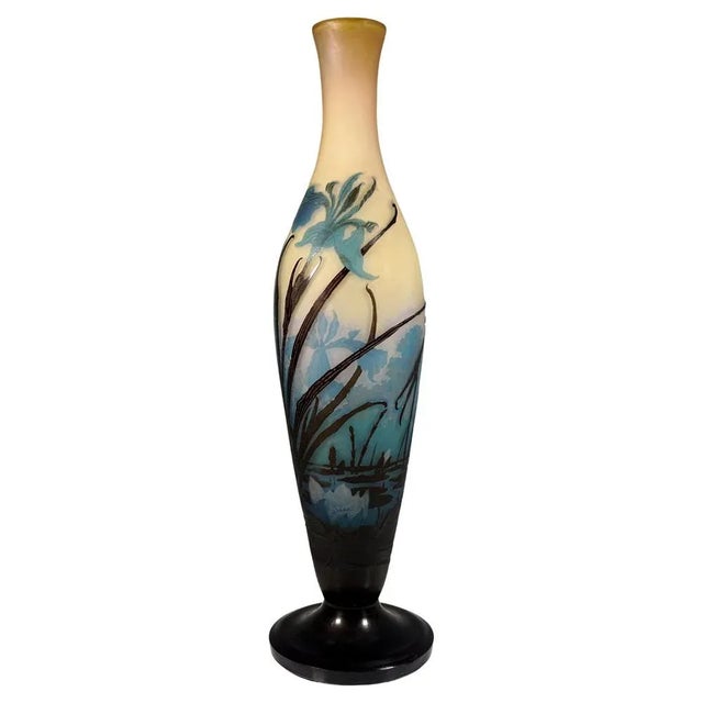 Black Large Art Nouveau Iris and Lily Pond Cameo Vase from Emile Gallé, France, 1906s For Sale - Image 8 of 8
