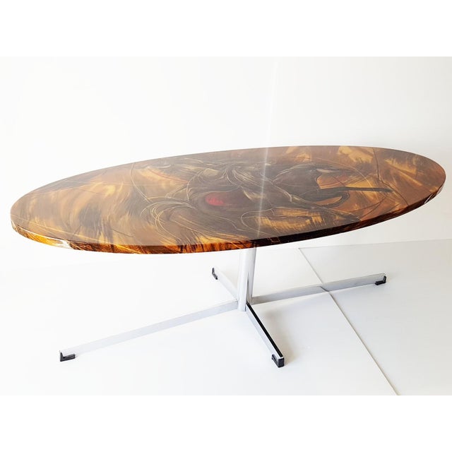 Superb coffee table with horses, 1960s-1970s, vintage plastic resin. Good condition, scratches across the entire surface...