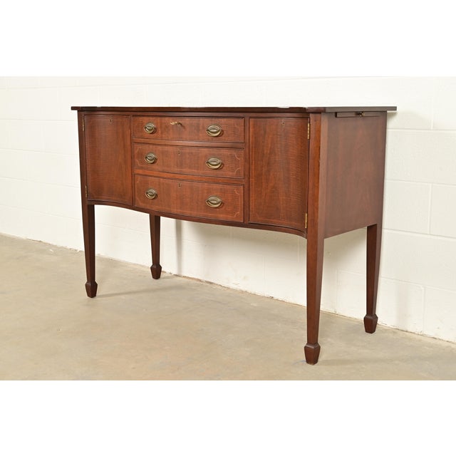English Kittinger Federal Inlaid Mahogany Serpentine Front Sideboard Credenza For Sale - Image 3 of 16