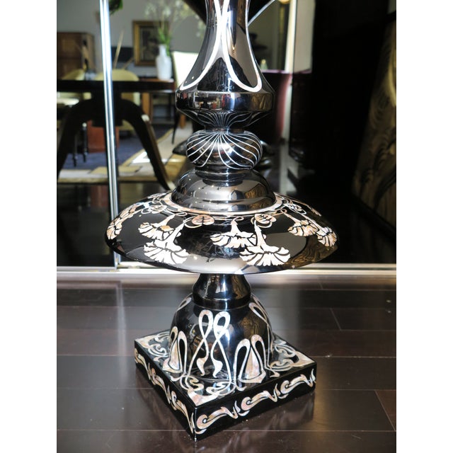 Late 20th Century Black Lacquer With Intricate Mother-Of-Pearl Inlays Planter For Sale - Image 5 of 10