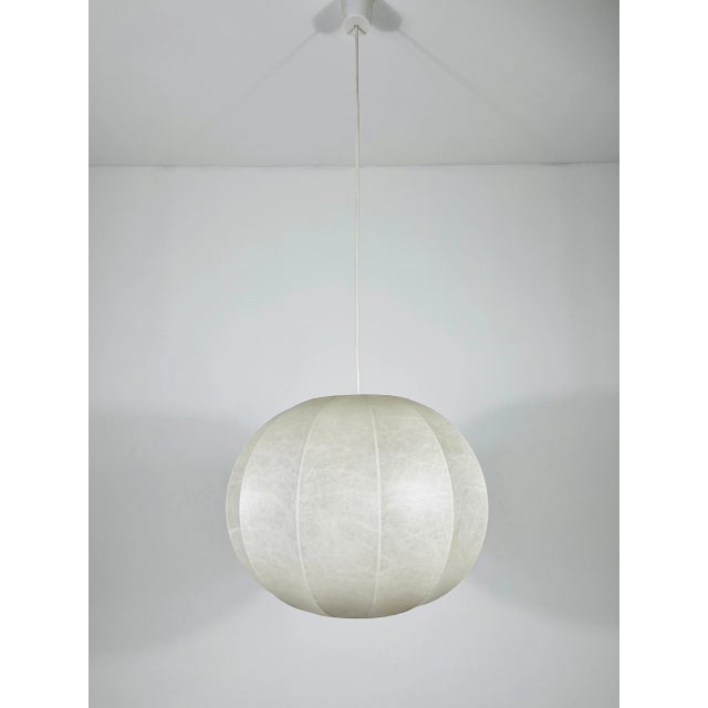 Plastic Mid-Century Round Cocoon Pendant Lamp, 1960s, Italy For Sale - Image 7 of 10