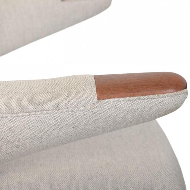 Papa Bear Chair in Grey Hallingdal Fabric by Hans J. Wegner, 1960s For Sale - Image 10 of 18