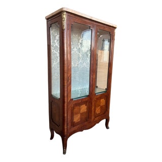 Late 19th Century Louis XVI Style Showcase Vitrine in Walnut with Geometrical Marquetry For Sale