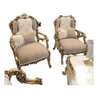French Louis XV Accent Armchair – Cream Damask Upholstery Velvet With Gilded Gold Leaf Frame For Sale