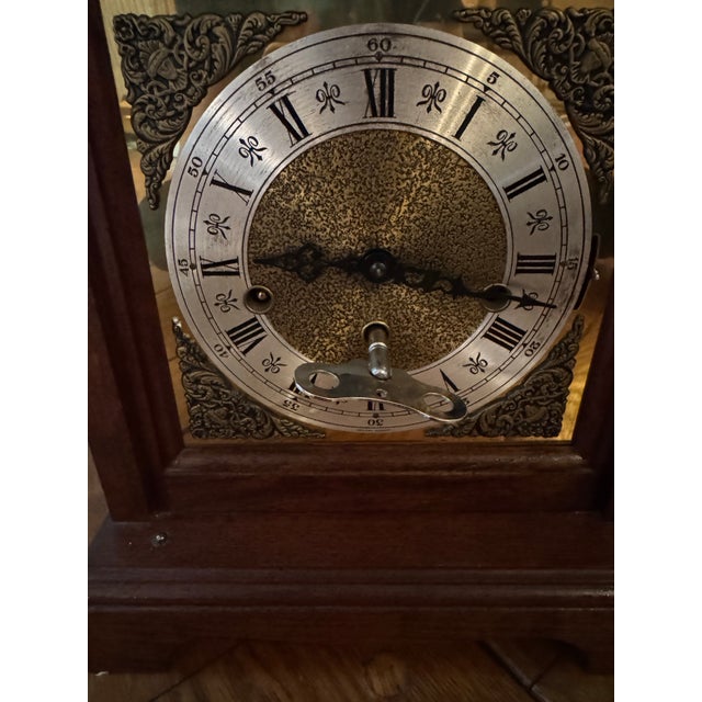 Vintage Chiming Mantle Clock For Sale In New York - Image 6 of 9