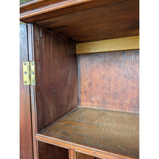 Early 20th-Century Desktop Specimen & Document Cabinet With Working Key For Sale - Image 14 of 18