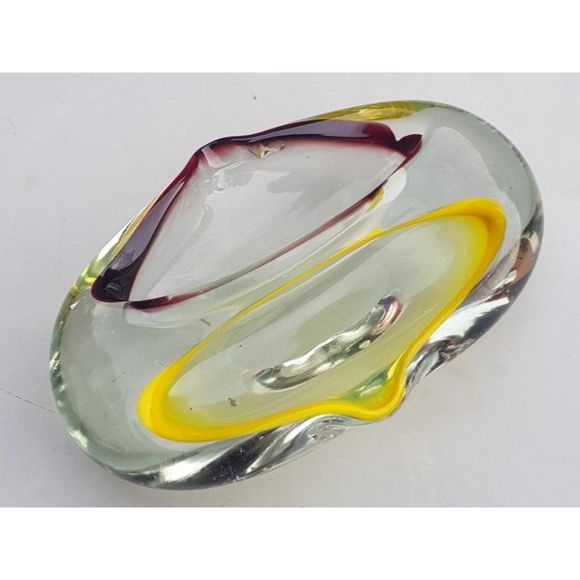Murano Glass Ashtray with Yellow and Red Opening, 1960s, in Very Good conditions. Designed 1960 to 1969