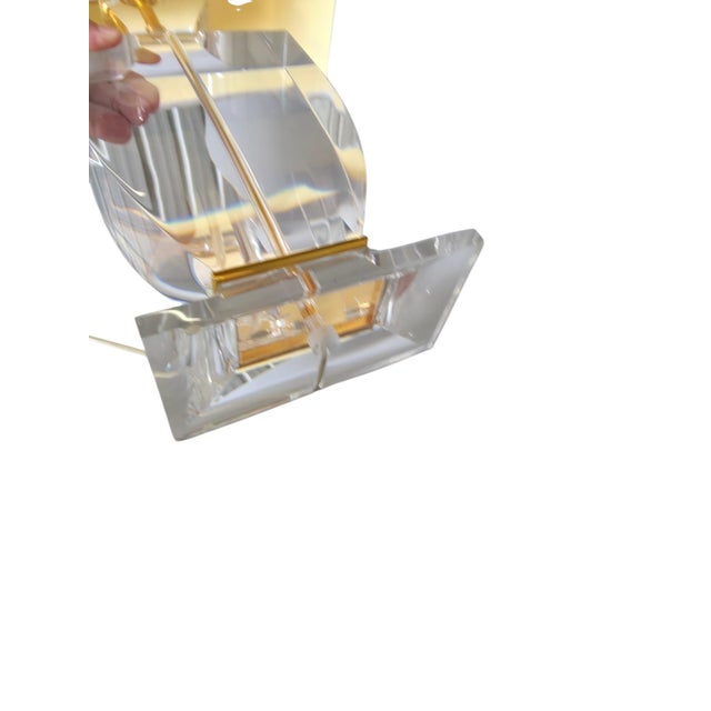 1970s Vintage Table Lamp in Acrylic Glass with Brass Accents, 1970s For Sale - Image 5 of 8