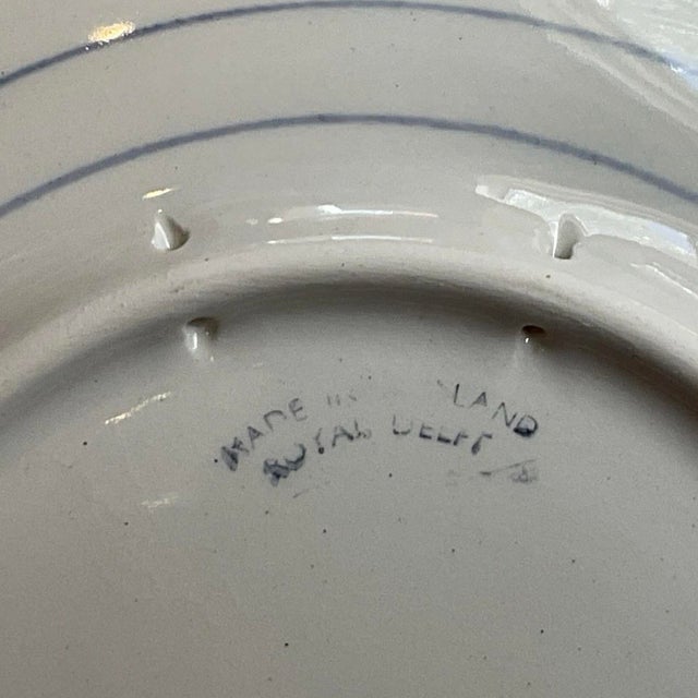 Royal Delft Royal Delft “First Men Around the Moon” 7” Plate 1968 Apollo 8 Mid-Century Holland For Sale - Image 4 of 4