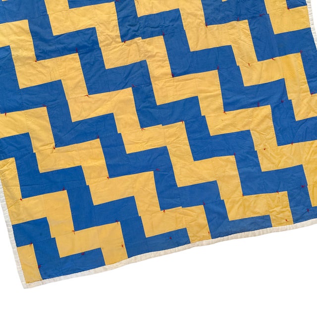 Vintage 1940s Streak of Lightning Cotton Quilt - Blue and Yellow Staircase Geometric Stepped Pattern - 77" X 57" For Sale In Philadelphia - Image 6 of 18