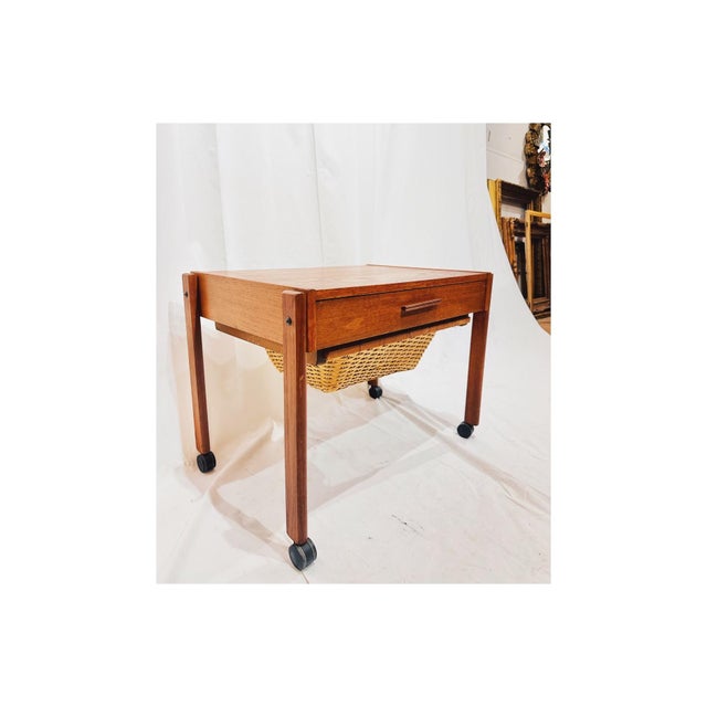 Wood Mid 20th Century Near Pair of Danish Modern Sewing /Side Tables With Woven Baskets in the Style of p.j. Møbler – Rosewood & Teak For Sale - Image 7 of 11