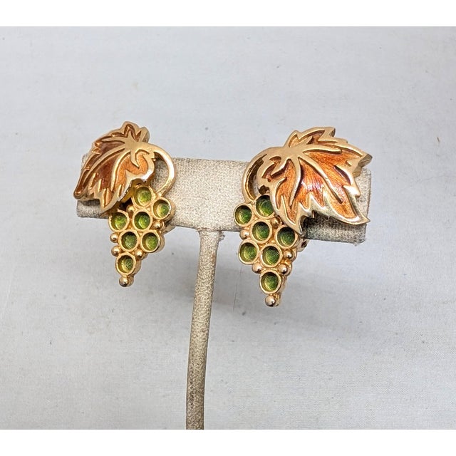 Mid-Century Modern Vintage 1960s Signed Napier Green & Orange Enamel Grape Cluster Clip Earrings-2 Pieces For Sale - Image 3 of 7
