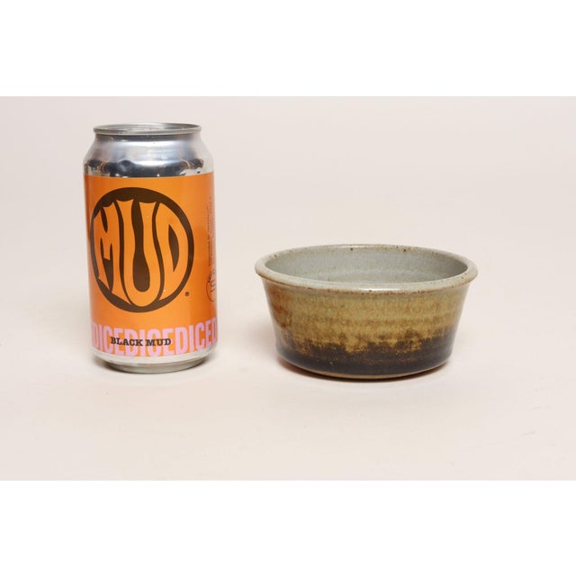 1970s Petite Variegated Ochre and Brown Matte Glazed Stoneware Bowl by Deanna Nichols For Sale - Image 5 of 9