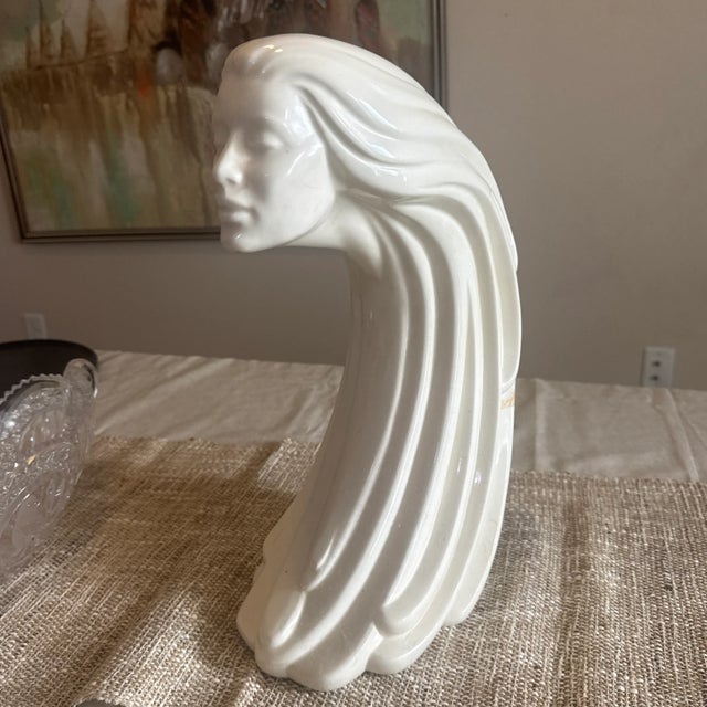 1980s Sculpture -- 1980s Postmodern Vintage Ceramic Woman’s Face Sculpture With Flowing Hair – Striking Feminine Form For Sale - Image 5 of 8