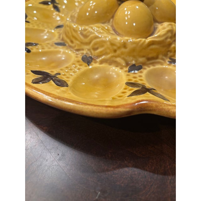 1940s Charming Vintage 1970's Majolica-Style Deviled Egg Platter For Sale - Image 5 of 7