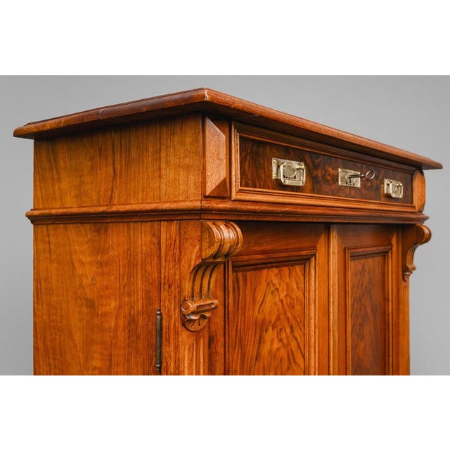 Metal Late 19th Century Gründerzeit Vertiko in Walnut For Sale - Image 7 of 18