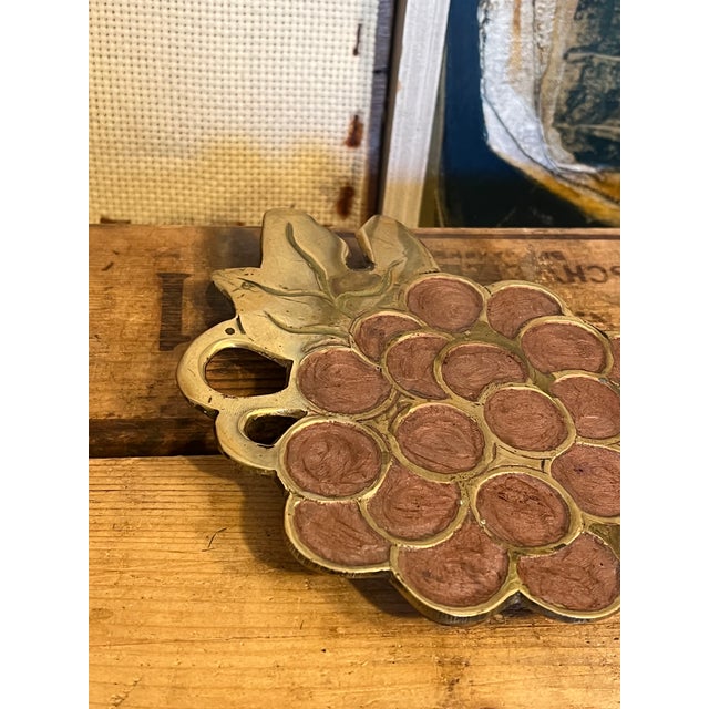 Mid-Century Modern Vintage Mid Century Modern Style Foundry Collection Grape Trivet For Sale - Image 3 of 8