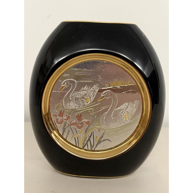 Mid-Century Modern Japanese Black Ikebana Vase with 24k Gilded Swan Motif, 1970s For Sale - Image 11 of 14