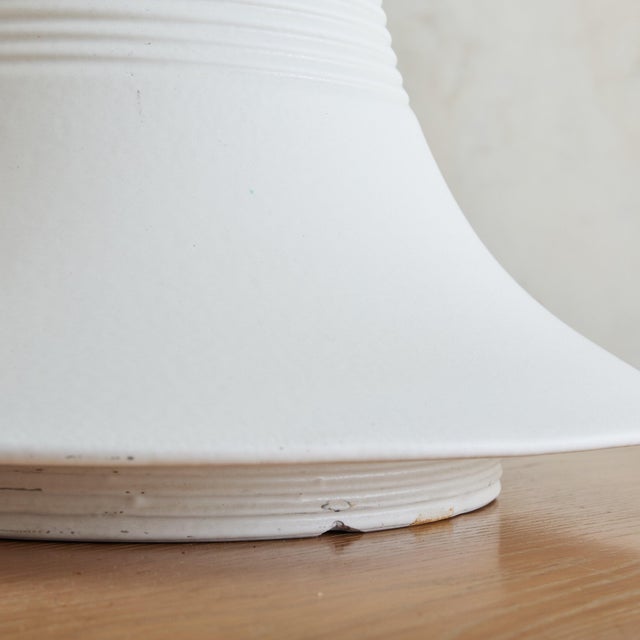 Angelo Mangiarotti Large Italian ‘Vesuvio’ Ceramic Vase by Angelo Mangiarotti, 1970s For Sale - Image 4 of 11