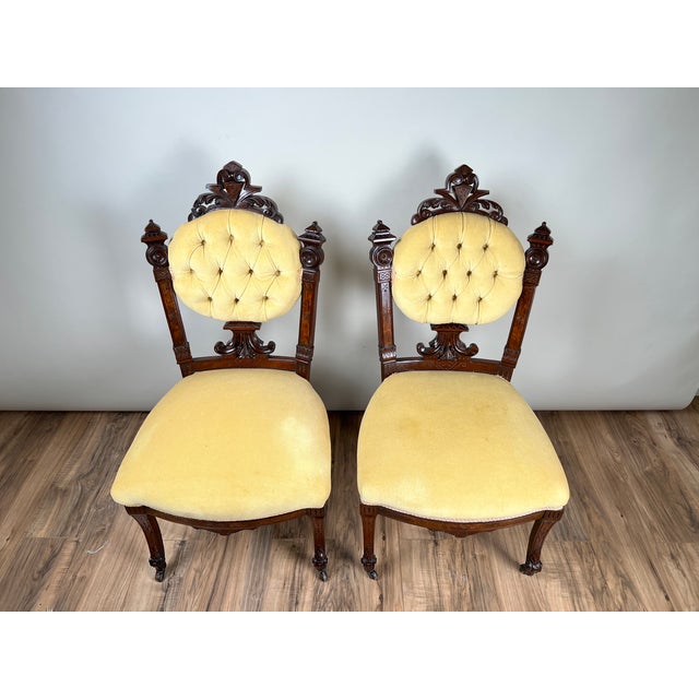 Fine Antique Pair Renaissance Revival Walnut Side Chairs Attr. John Jelliff, Newark C. 1880 For Sale - Image 4 of 18