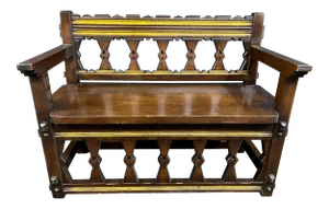Arts & Crafts Style Bench