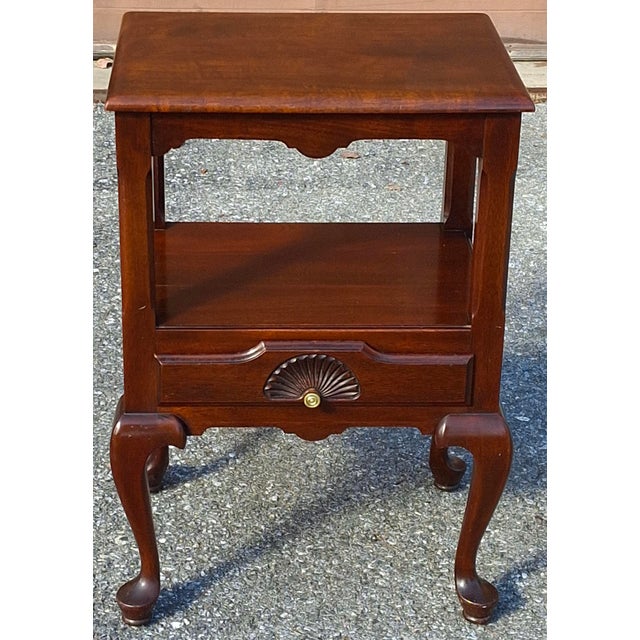 Mid 20th Century Mid 20th Century Ritter Georgetown Galleries Queen Anne Style Mahogany Tier Side Table Nightstand For Sale - Image 5 of 11