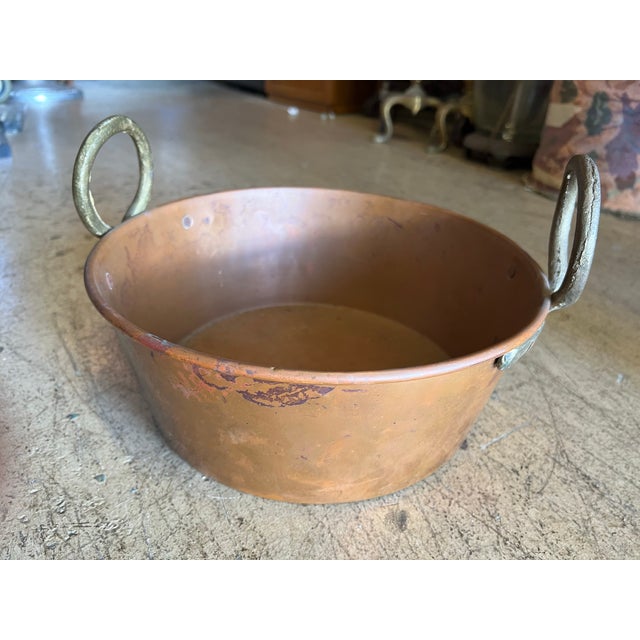 French Vintage French Style Copper Pot For Sale - Image 3 of 4