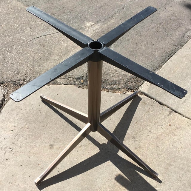 Bronze Florence Knoll Dining Table in Rosewood For Sale - Image 12 of 13