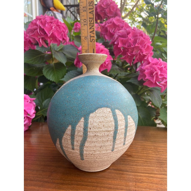 Signed Wishon Harrell Studio Pottery Vessel 1970s California Modernist Ceramic For Sale - Image 9 of 9
