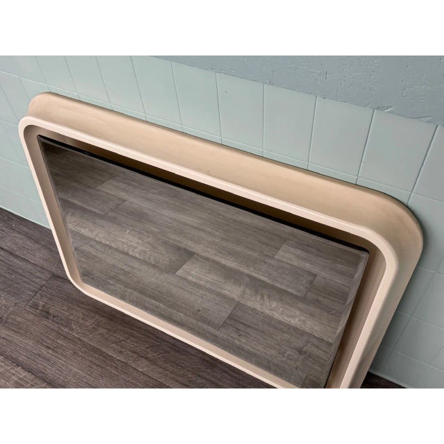 White Large Backlit Mirror, Italy, 1970s For Sale - Image 8 of 13