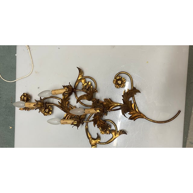 1960s Large Florentine Gold Gilded Tole Sconces, 1960s, Set of 2 For Sale - Image 5 of 13
