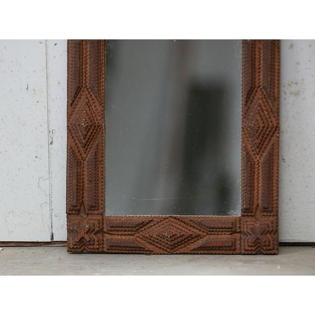 French 1900s Hand Carved Tramp Art Mirror with Raised Diamond Motifs For Sale In Atlanta - Image 6 of 9