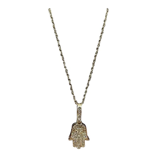 Diamond Hamsa Pendant Necklace in 10kt Yellow Gold – 0.25ctw, 18in, New For Sale