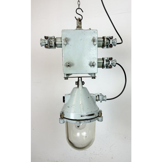Industrial Cast Aluminium Explosion Proof Lamp from Elektrosvit, 1970s For Sale - Image 13 of 18